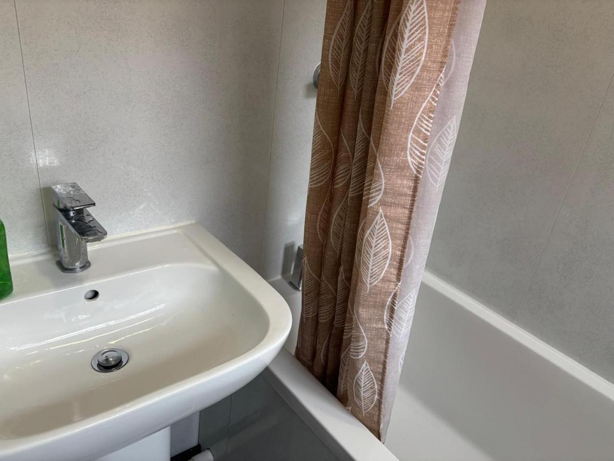 Apartment Delight, Free Parking *